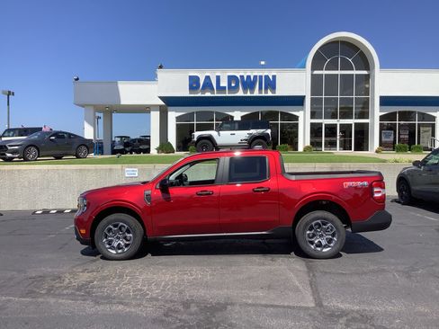 New 2026 Ford Maverick XLT w/ XLT Luxury Package AWD/4WD image 4