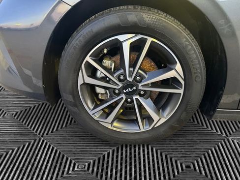 Used 2024 Kia Forte LXS image 14
