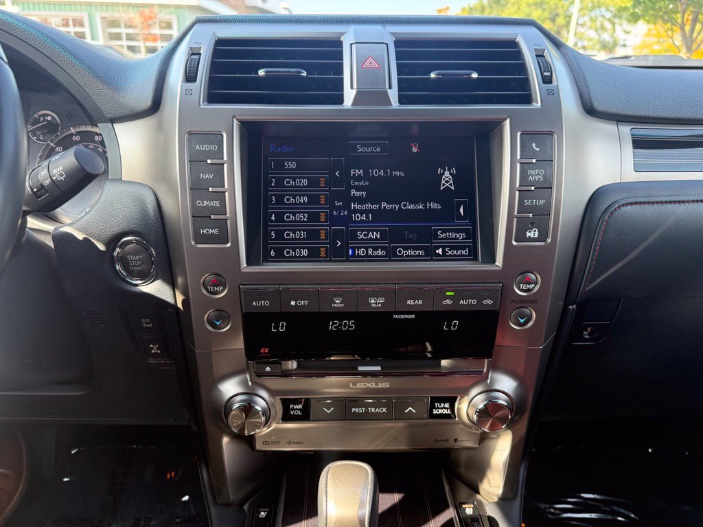 Used 2021 Lexus GX 460 Premium w/ Premium Package AWD/4WD image 13