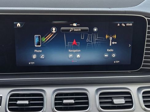 Used 2025 Mercedes-Benz GLS 450 4MATIC image 18