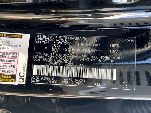 Used 2026 Toyota 4Runner SR5 AWD/4WD image 37