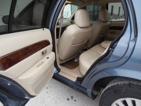 Used 2007 Mercury Grand Marquis LS image 28