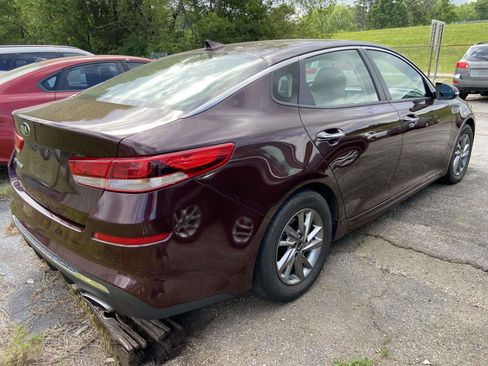 Used 2019 Kia Optima LX image 2