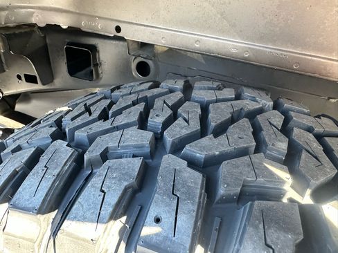 Used 2017 Ford F150 Lariat image 20