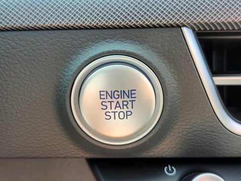 Used 2025 Hyundai Sonata SE image 15