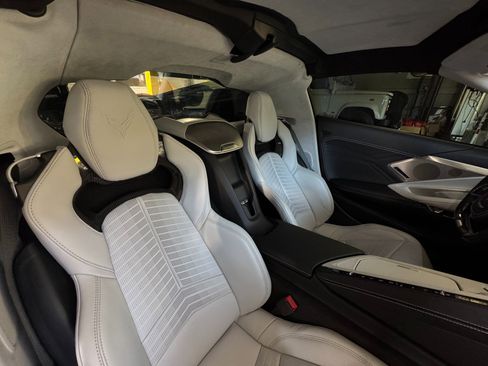 Used 2024 Chevrolet Corvette Z06 image 21