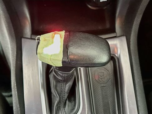 Used 2015 Dodge Charger SE w/ Power Sunroof Group RWD image 15