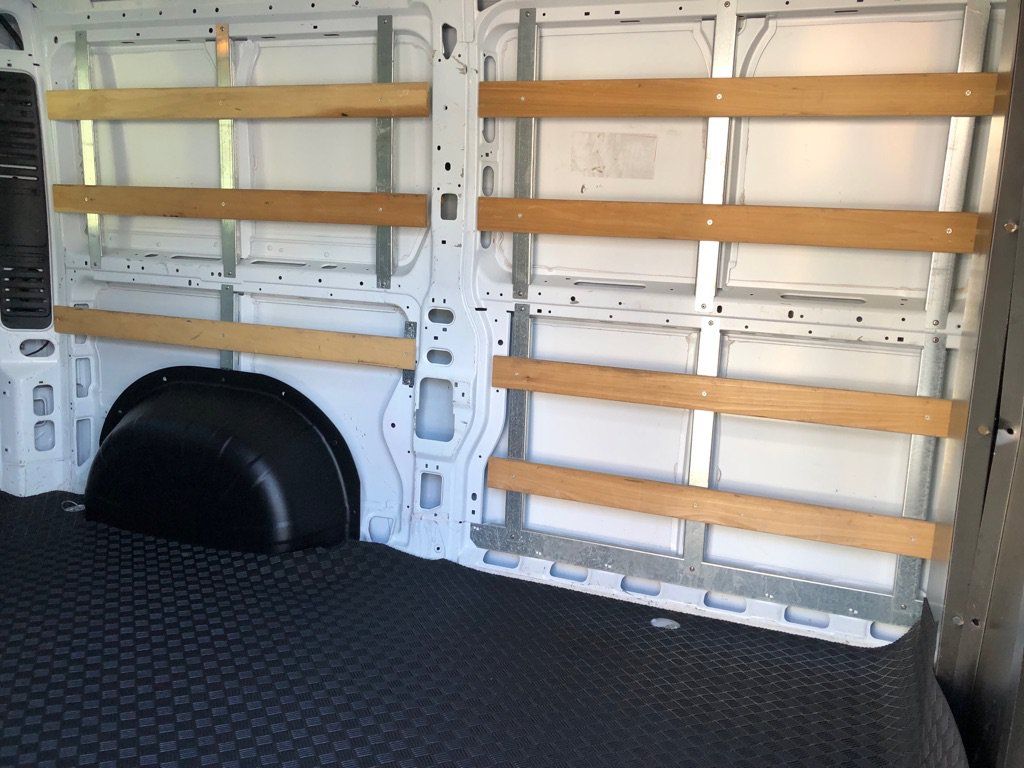 Used 2025 RAM ProMaster 2500 w/ U-Haul Equipment Group FWD image 24
