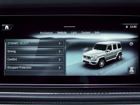 Used 2025 Mercedes-Benz G 63 AMG 4MATIC image 75