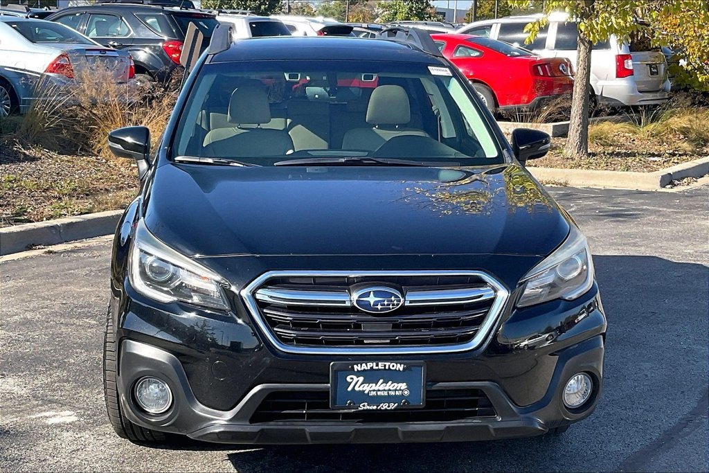 Used 2018 Subaru Outback 3.6R Limited AWD/4WD image 3