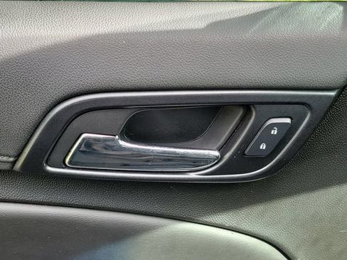 Used 2019 Chevrolet Tahoe LT AWD/4WD image 18