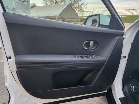 New 2026 Hyundai Ioniq 5 SEL image 22