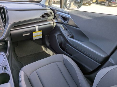 Certified 2025 Subaru Impreza 2.0i image 17