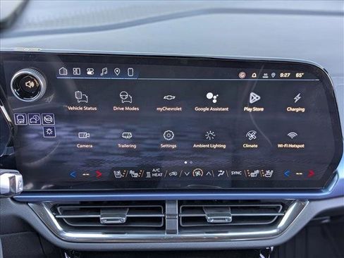 New 2026 Chevrolet Equinox EV LT image 12