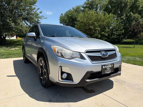 Used 2016 Subaru Crosstrek 2.0i Premium AWD/4WD image 8