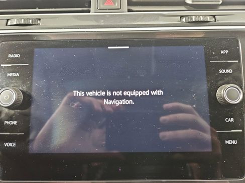 Certified 2024 Volkswagen Tiguan SE w/ Panoramic Sunroof Package image 22