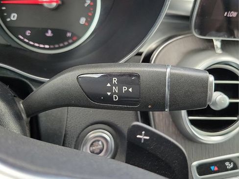 Used 2020 Mercedes-Benz GLC 300 4MATIC image 25