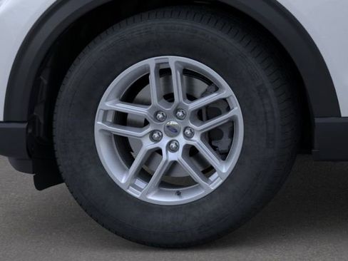 New 2026 Ford Explorer Active RWD image 19