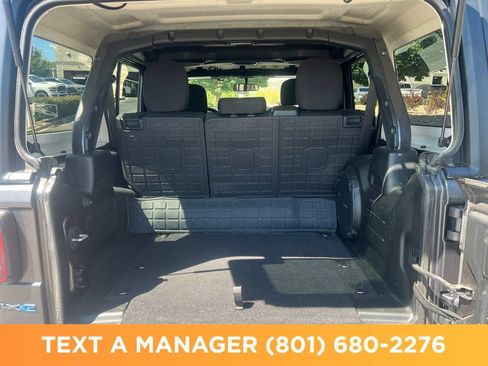 Used 2023 Jeep Wrangler Unlimited w/ Cold Weather Group AWD/4WD image 28