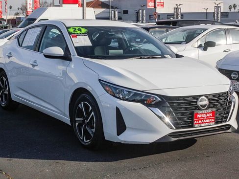 Certified 2024 Nissan Sentra SV image 4