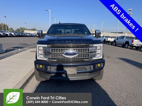 Used 2019 Ford F350 Platinum w/ Platinum Ultimate Package AWD/4WD image 5