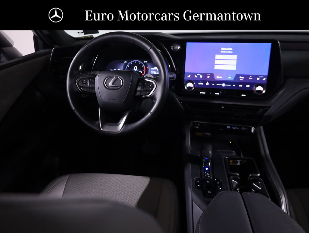 Used 2024 Lexus TX 350 AWD w/ Captains Chair Package image 38