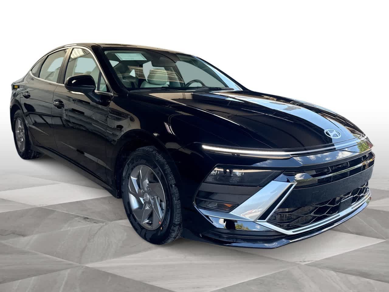 New 2026 Hyundai Sonata SE FWD image 2