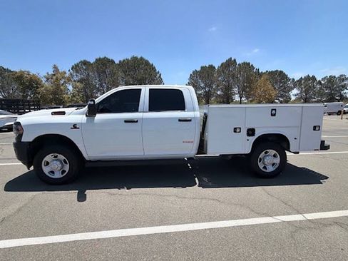 Used 2024 RAM 2500 Tradesman w/ Snow Chief Group AWD/4WD image 11
