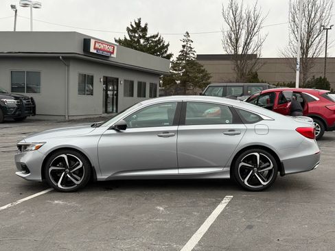 Used 2022 Honda Accord Sport image 6