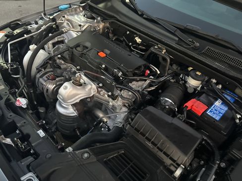 Used 2024 Honda Civic Sport image 45