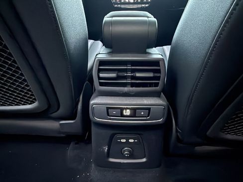 Used 2024 Audi Q4 e-tron Premium Plus w/ Premium Plus image 12