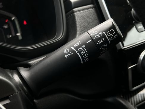 Used 2021 Honda CR-V LX image 24