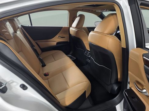 New 2025 Lexus ES 350 w/ Premium Package image 22