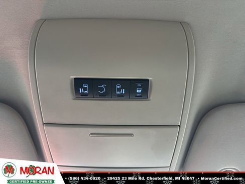 Used 2015 Dodge Grand Caravan SXT image 25