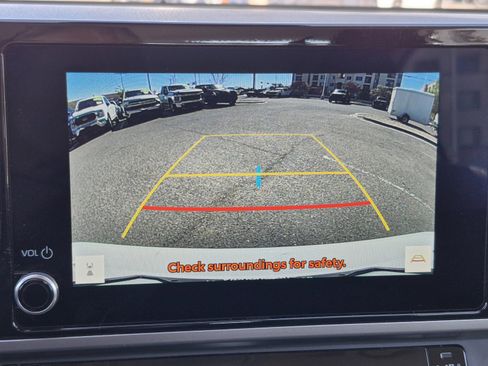 Used 2025 Toyota Camry LE image 29