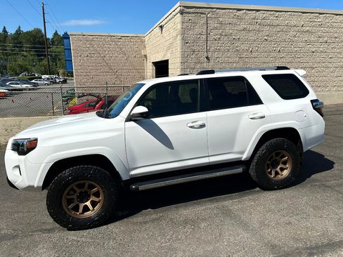 Used 2017 Toyota 4Runner TRD Pro image 8