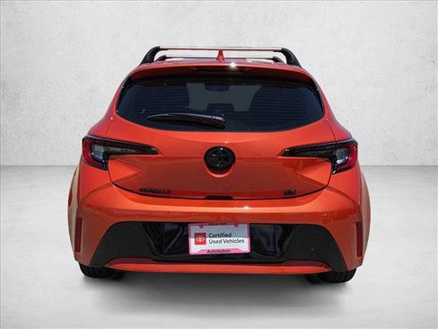 Certified 2025 Toyota Corolla SE FWD image 7