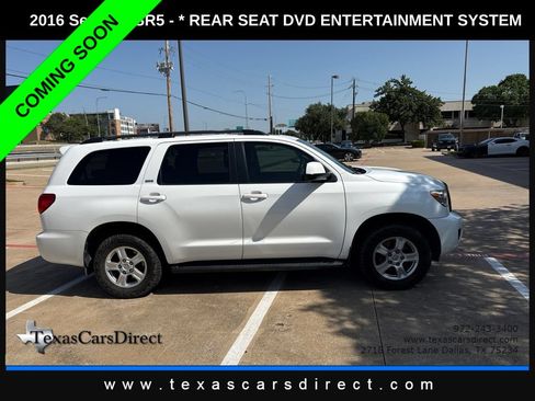 Used 2016 Toyota Sequoia SR5 w/ Premium Package RWD image 5