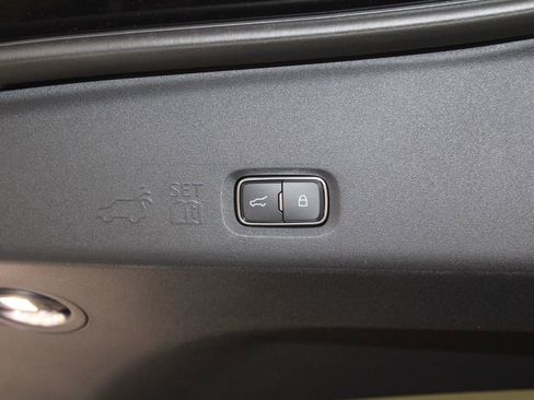 New 2025 Ford Expedition Platinum w/ Stealth Performance Package image 18