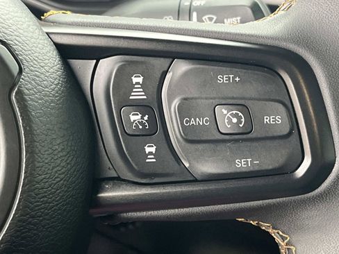 Used 2024 Jeep Wrangler Sport S image 20