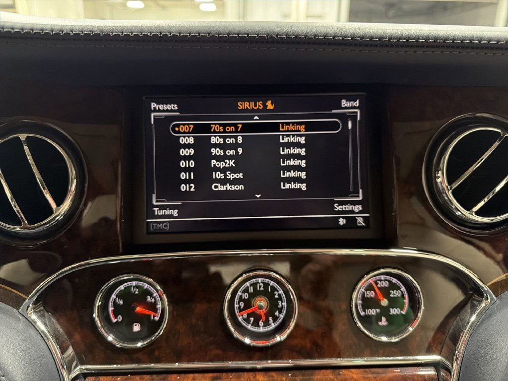 Used 2016 Bentley Mulsanne RWD image 12