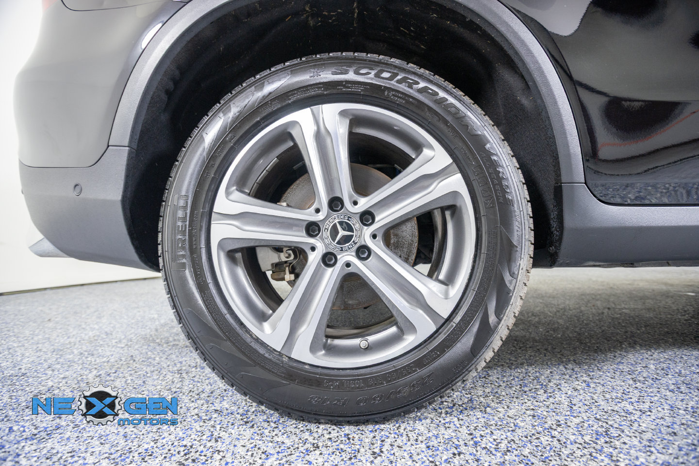Used 2019 Mercedes-Benz GLC 300 4MATIC image 46