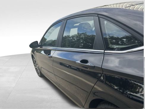 New 2026 Volkswagen Jetta SE image 28