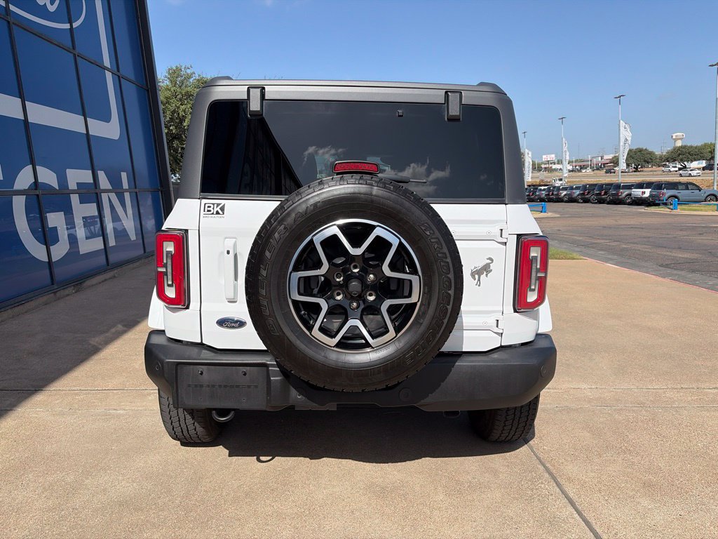 Used 2024 Ford Bronco Outer Banks AWD/4WD image 6