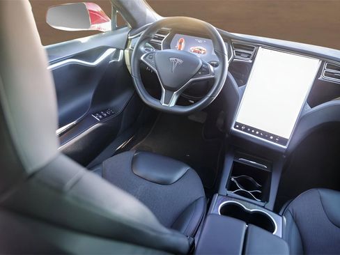 Used 2016 Tesla Model S 75D image 25