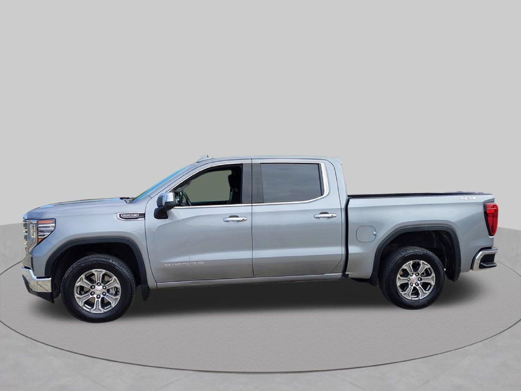 Used 2025 GMC Sierra 1500 SLT AWD/4WD image 4