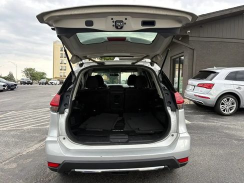Used 2018 Nissan Rogue S w/ S Value Package AWD/4WD image 10