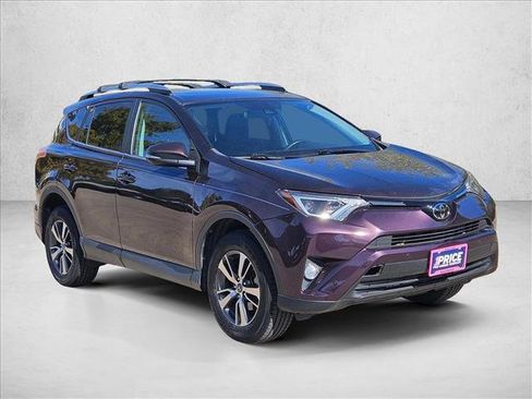 Used 2017 Toyota RAV4 XLE image 3