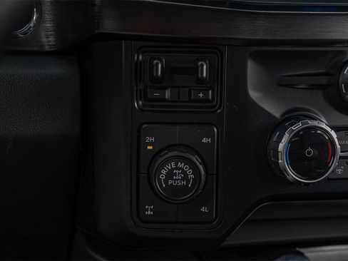 Used 2023 Ford F250 Lariat w/ Lariat Ultimate Package image 21