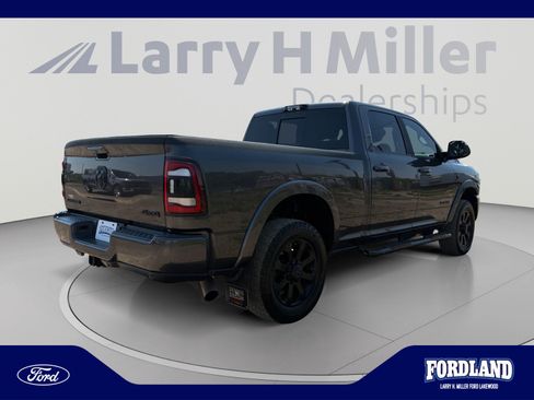 Used 2022 RAM 2500 Laramie AWD/4WD image 5